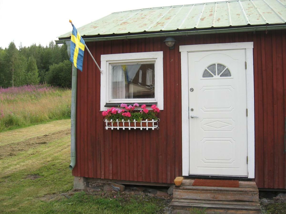Lillvikens Gaesthuset Och Stugor Nedre Lillviken Exterior foto